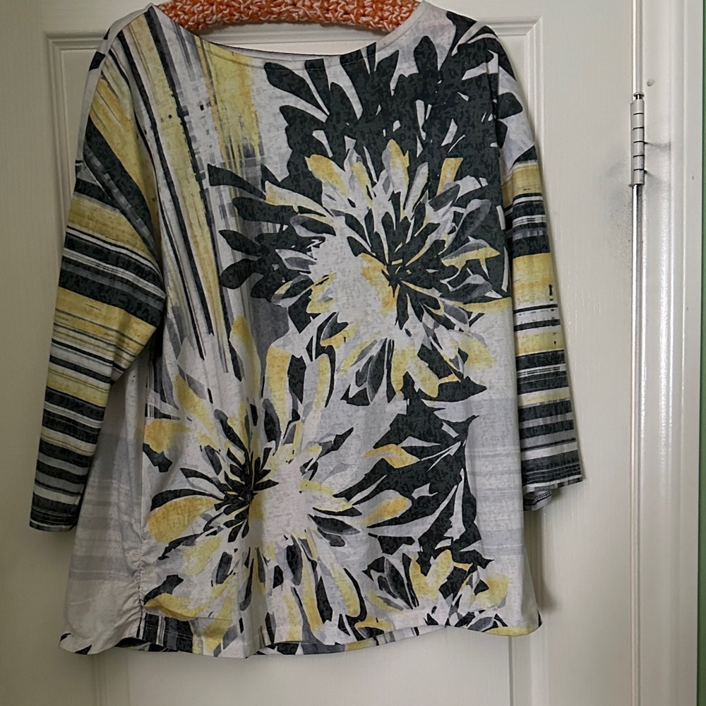 Women’s Floral Stripe Boatneck Top in Yellow, Black & White